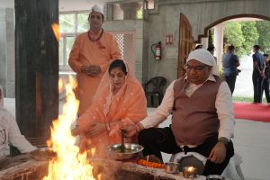 डीजीपी अजय सिंघल के जन्मदिन पर माता मनसा देवी मंदिर में विशेष पूजा-अर्चना एवं हवन